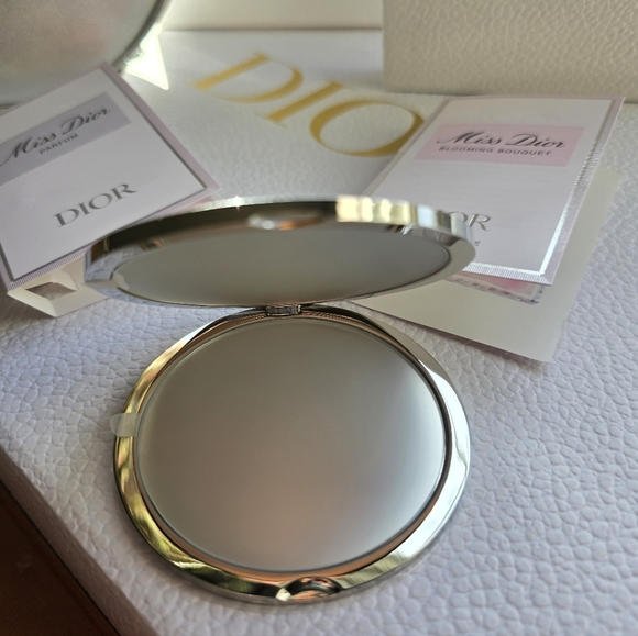 ‼️SOLD‼️Dior Beauty 4-Piece Bundle: Makeup Pouch, Mirror and Miss Dior Samples - Picture 2 of 2